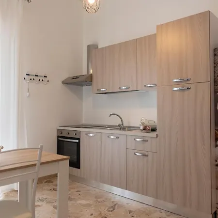 New Sea House Vicino La Spiaggia Del Lungomare Apartment *
