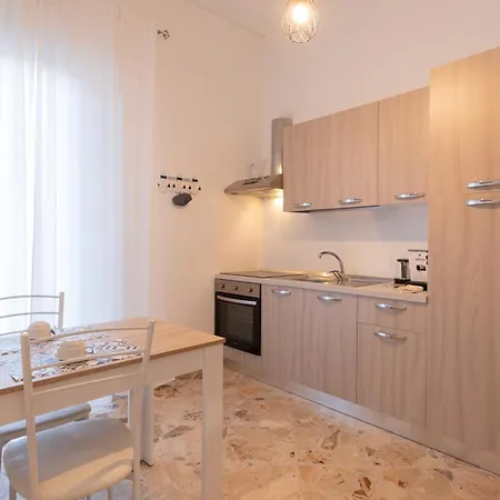 New Sea House Vicino La Spiaggia Del Lungomare Apartment